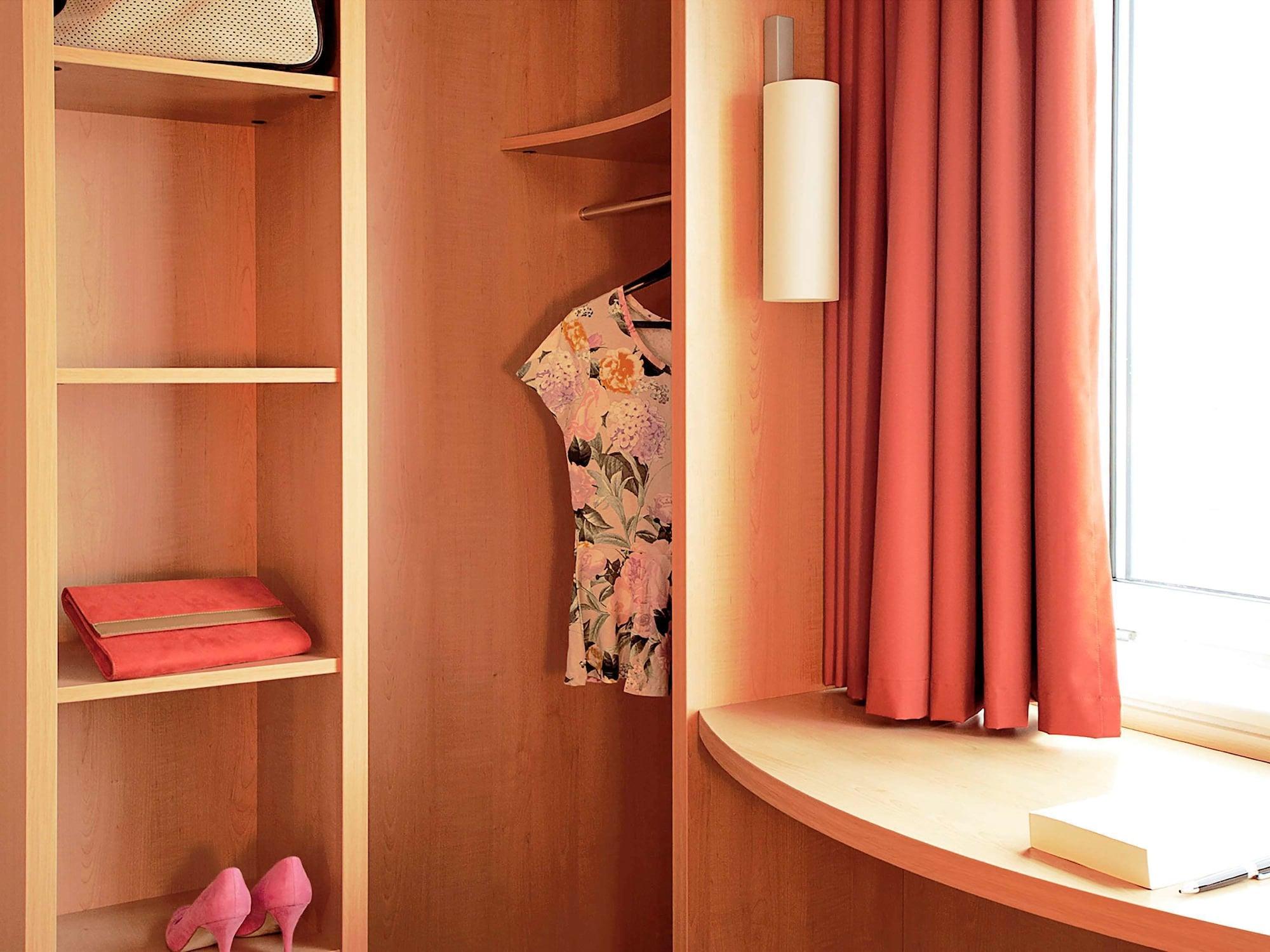 B&B Hotel Les Sables-D'Olonne Centre Gare Bagian luar foto