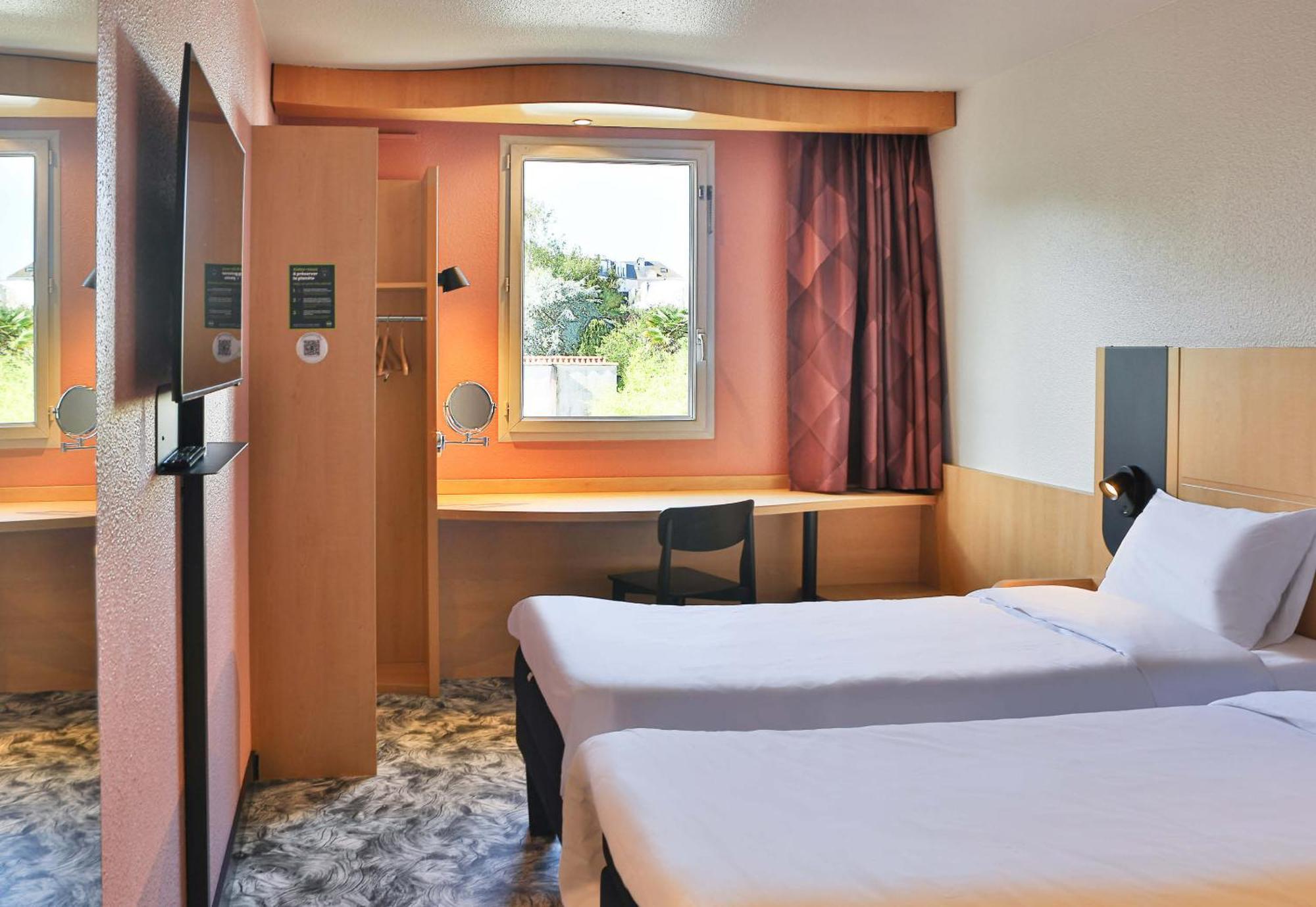 B&B Hotel Les Sables-D'Olonne Centre Gare Bagian luar foto
