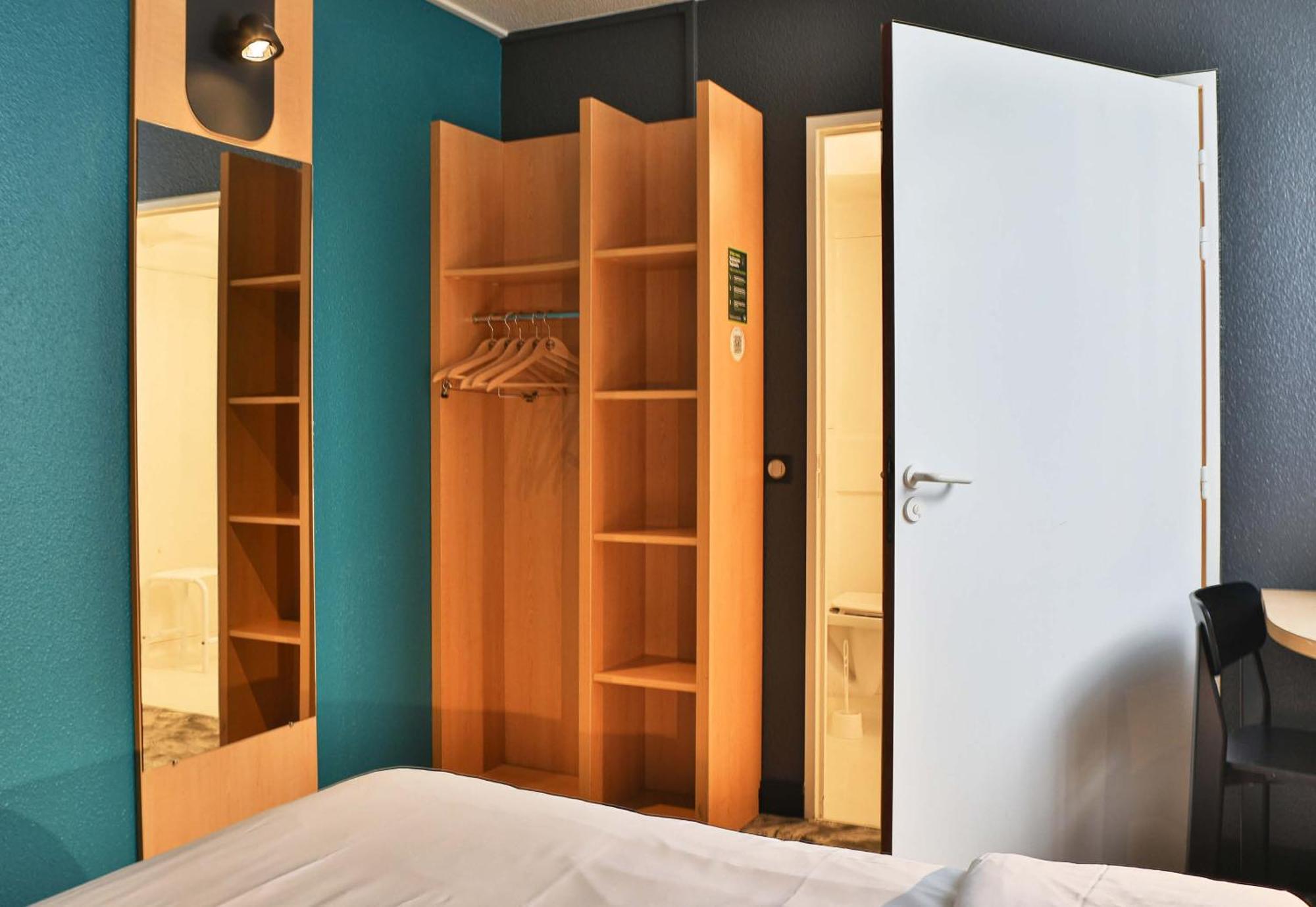 B&B Hotel Les Sables-D'Olonne Centre Gare Bagian luar foto